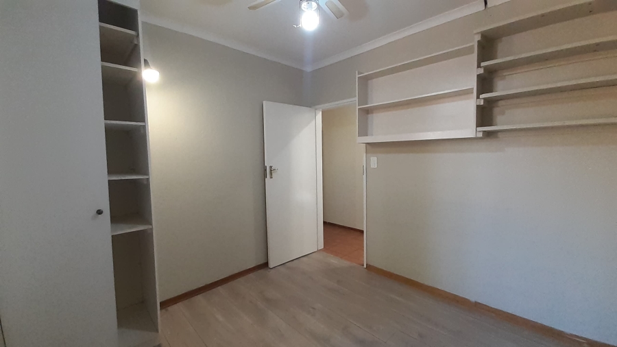 5 Bedroom Property for Sale in Ifafi North West